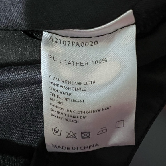 NWT Lattelier Black Faux Leather Wide Leg Pants Women’s Sz Large NEW Date Night! - Picture 8 of 9